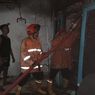 Rumah Warga di Pamekasan Terbakar Tengah Malam, Dua Motor Hangus