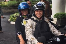 Saat Menlu Retno Naik Motor Membelah Jakarta Menuju Istana