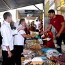 Kunjungi Pasar di Ngawi, Jokowi Cek Harga Beras Bulog