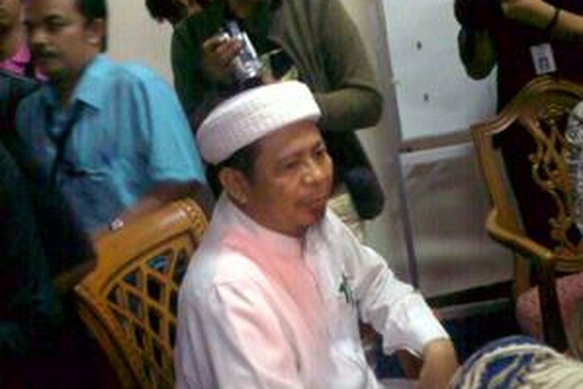 Abu Jibril, ayah dari tersangka terorisme Muhammad Jibril, mendatangi KOMNAS HAM di Jakarta, Jumat (4/9).