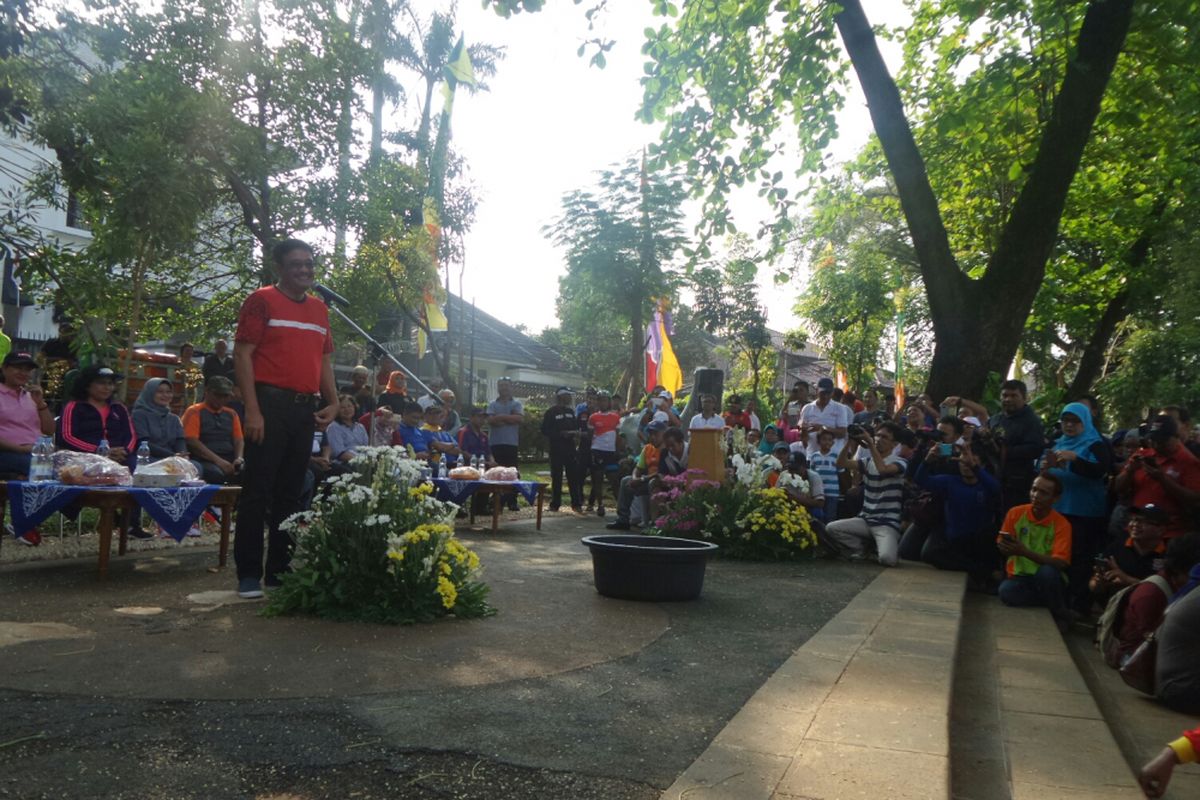 Gubernur DKI Jakarta Djarot Saiful Hidayat di Taman Situ Lembang, Jakarta Pusat, Sabtu (7/10/2017). 