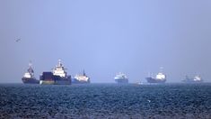Iran Tak Mau Lepaskan Kendali Selat Hormuz, Beda dari Klaim Trump?