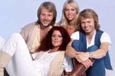 Lirik dan Chord Lagu Happy Hawaii - ABBA