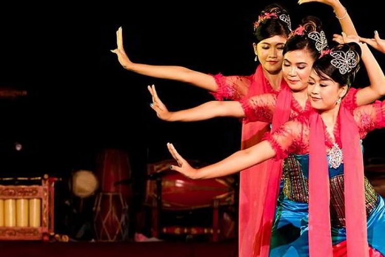 Ilustrasi Tari Jaipong yang menjadi salah satu ikon kesenian dari Jawa Barat.