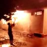 Disambar Petir, Kantor BPD di Rokan Hulu Riau Terbakar