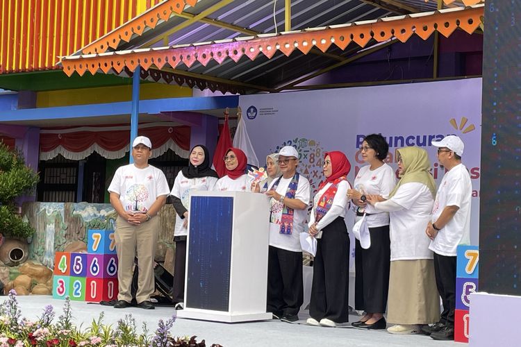 Peluncuran Gerakan Numerasi Nasional di SDN 04 Meruya Selatan