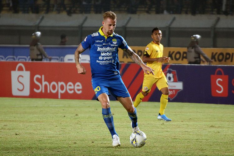 Penyerang Persib Bandung, Kevin van Kippersluis. 