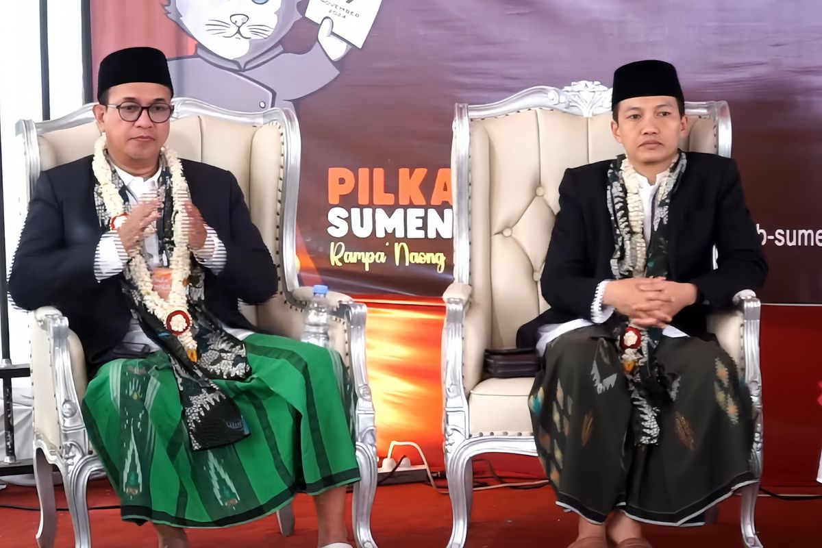 Bakal calon Bupati dan Wakil Bupati Sumenep KH. Muhammad Ali Fikri A. Warits dan KH. Unais Ali Hisyam resmi mendaftar ke Komisi Pemilihan Umum (KPU) pada Kamis (29/8/2024).