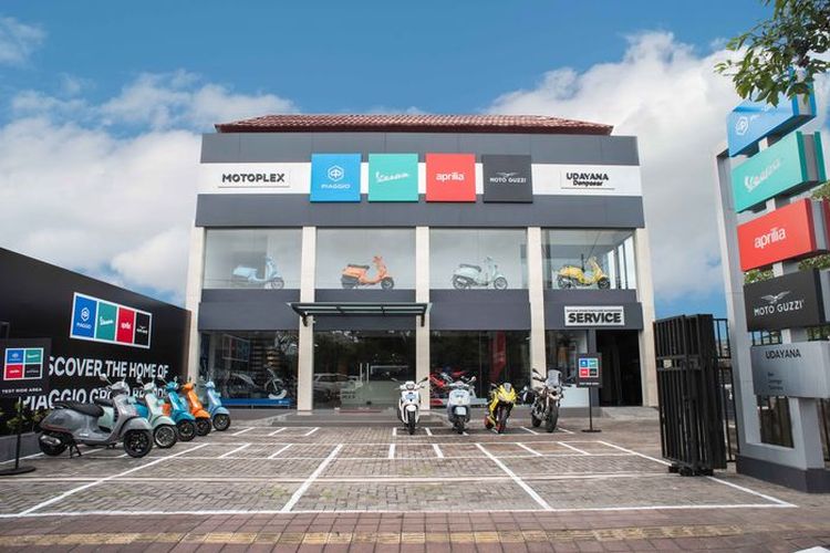 Diler Motoplex baru yang diresmikan PT Piaggio Indonesia di Bali, Senin (15/11/2021).
