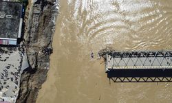 Ironi Banjir Besar di Sumatera, Saat Cuaca Ekstrem Bertemu Alih Fungsi Lahan