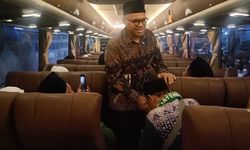 Berangkatkan 727 Jemaah Haji, Bupati Batang: Jaga Kesehatan