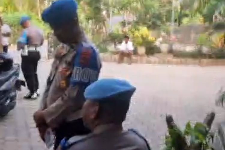 Aliansi Masyarakat Sipil NTT Desak Kapolri Segera Pulihkan Nama Baik Rudy Soik