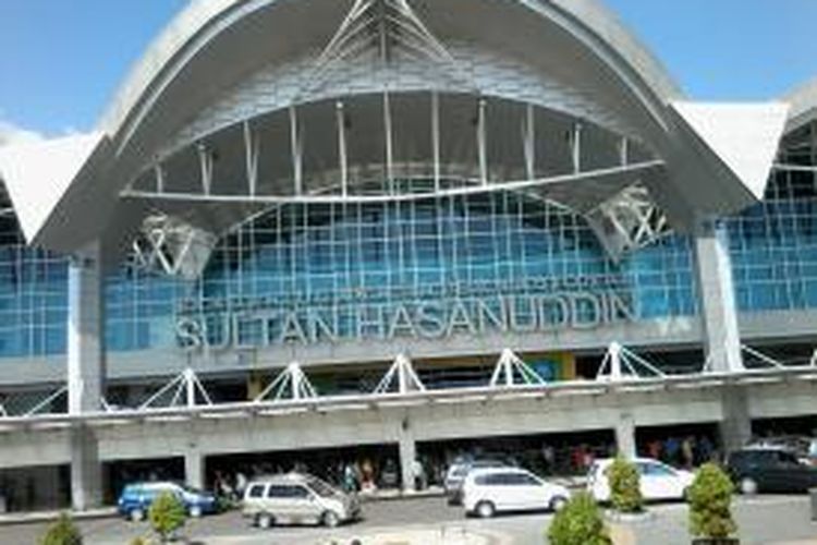 Bandara Internasional Sultan Hasanuddin, Makassar.