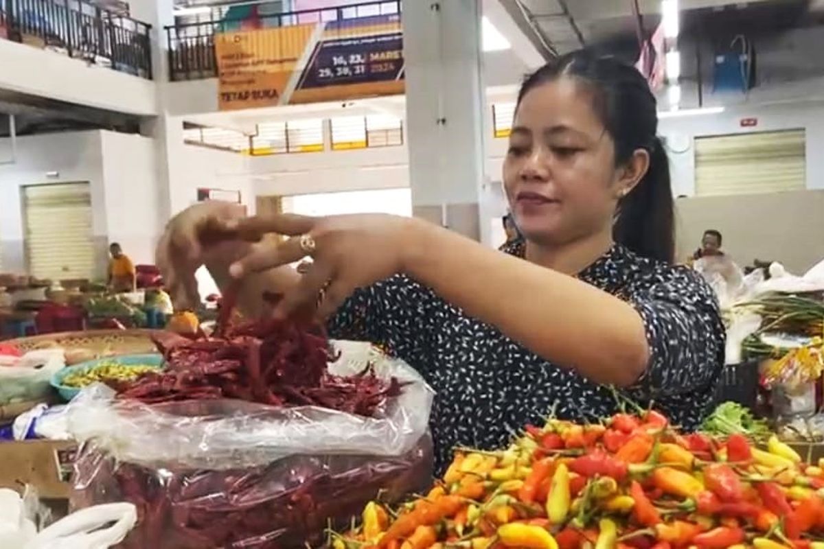 Cabai di Pasar Legi Ponorogo Naik Tajam, Warga Beralih ke Cabai Kering