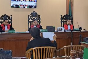 Sidang Gugatan Ijazah Jokowi Memanas, Roy Suryo Enggan Tanggapi Pertanyaan Tergugat