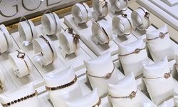 Perhatikan 3 Hal Ini Saat Membeli Perhiasaan Emas, Jangan Sampai Rugi