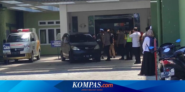 Rekonstruksi Tewasnya Santri Gontor, AM Sudah Tewas Saat Dinaikkan ke Becak - Vimarsana News
