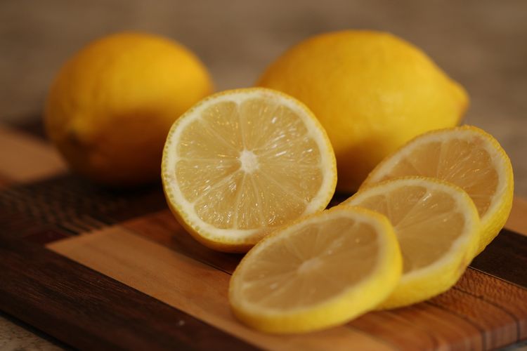 Ilustrasi lemon, buah lemon. 