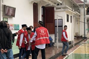 PN Surabaya Vonis Bebas 2 Terdakwa Kasus Dugaan Percobaan Pembakaran Saat Demo di Mapolda Jatim