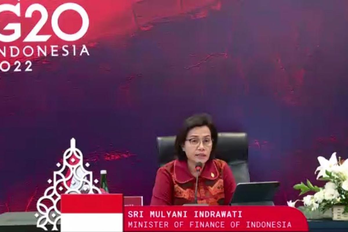 Menteri Keuangan Sri Mulyani Indrawati dalam konferensi pers usai menutup pertemuan pertama Menteri Keuangan dan Gubernur Bank Sentral (1st FMCBG Meetings) Presidensi G20 Indonesia, Jumat (18/2/2022).