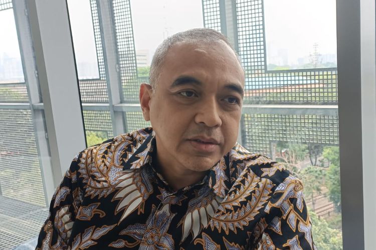 Ketua Dewan Pimpinan Daerah (DPD) Partai Golkar DKI Jakarta Ahmed Zaki Iskandar saat berkunjung ke Menara Kompas, Senin (13/11/2023).