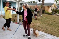Tetangga Belikan Rumah untuk Nenek 89 Tahun yang Diusir dari Kediamannya