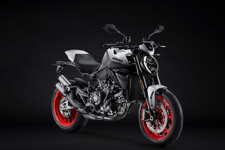 Ducati Monster V2