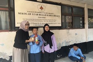 Kisah SLB di Bandung yang Nyaris Tutup, Kekurangan Siswa hingga Diganggu Preman Kampung