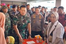 Saat Panglima TNI Bareng Kapolri di Tasikmalaya, Borong Bakwan Sampai Cek Sunatan Massal di Mobil Taktis