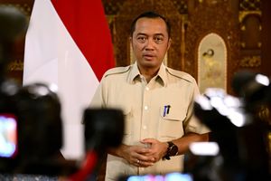 Prabowo Minta Seluruh Jalur Darat Sumatera yang Terdampak Bencana Segera Terhubung