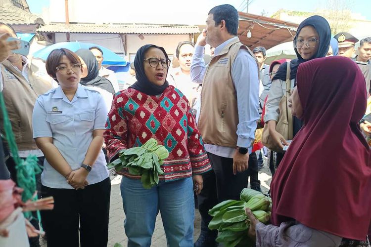 BGN Minta SPPG Serap Hasil Panen Petani, Terutama Saat Harga Anjlok