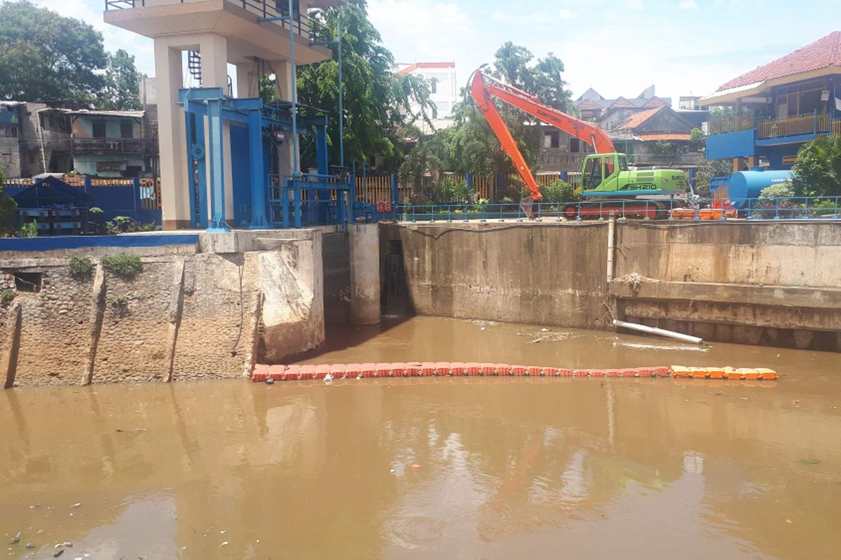 Kondisi pintu air manggarai, Menteng, Jakarta Pusat pada Kamis (14/11/2018) tampak bersih. 