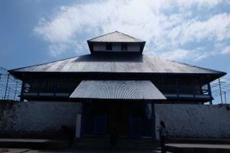 Masjid Agug Keraton Buton di Bau Bau, Buton, Sulawesi Tenggara.