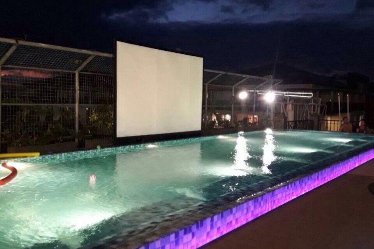 Fasilitas kolam renang Hotel Sol House Legian Bali