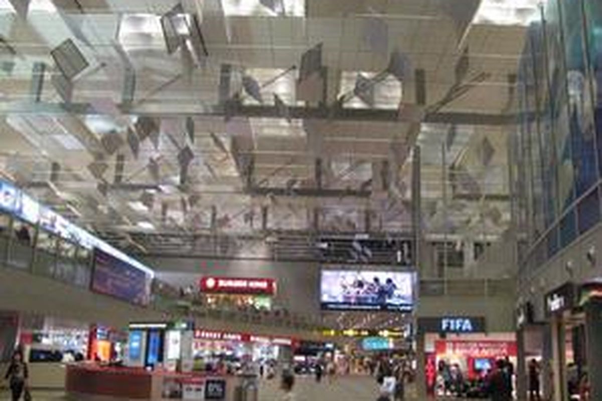 Terminal 3 Bandara Internasional Changi, Singapura, Desember 2009 