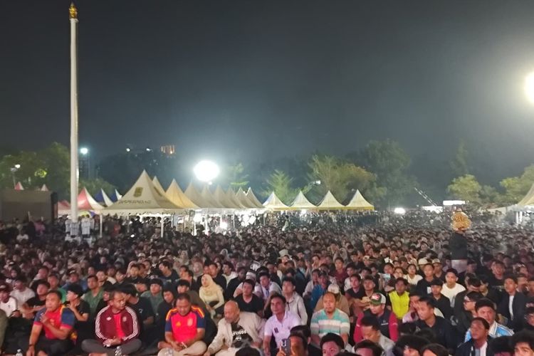 Antusiasme Warga Karawang Padati Nobar Final Piala Dunia 2026, Omset UMKM Capai Rp 1,19 Miliar