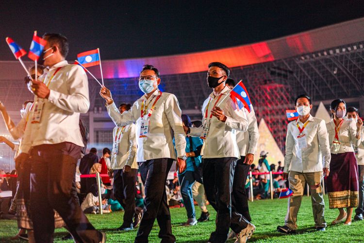 Kontingen Laos pada ajang ASEAN Para Games 2022 di Stadion Manahan, Solo, Indonesia. Mereka mengirim 37 atlet.