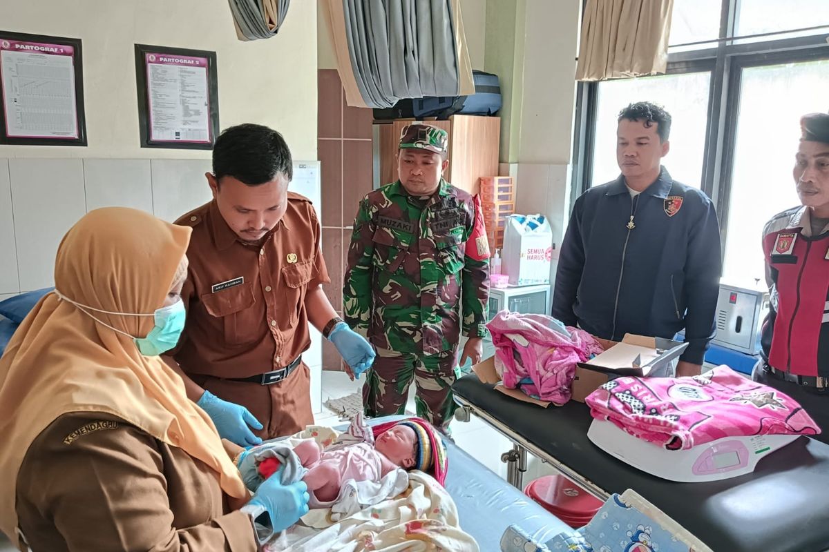 Bayi Dalam Kardus Sepatu Ditemukan di Pasuruan