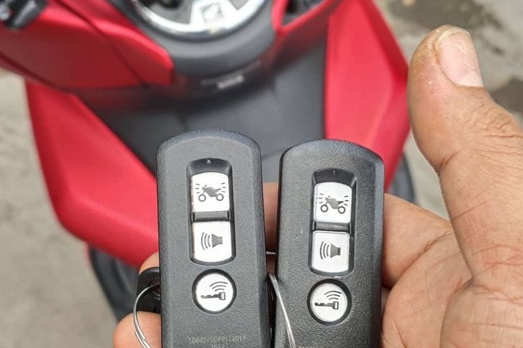 Kunci keyless Honda PCX 160