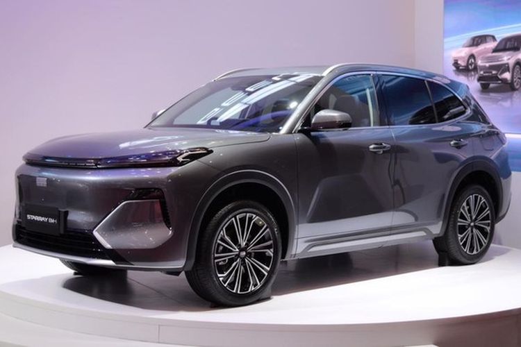 Geely Auto Indonesia resmi membuka masa pre-booking untuk Geely Starray EM-i.