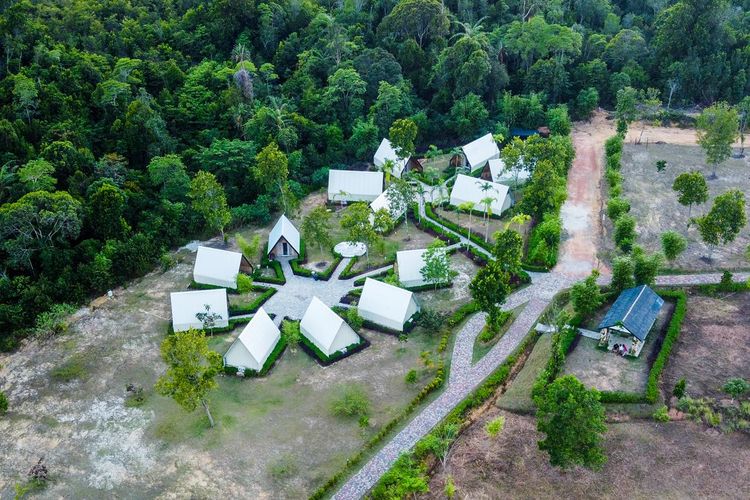 Desa Wisata Ekang Anculai di Kecamatan Teluk Sebong, Kabupaten Bintan, Provinsi Kepulauan Riau (dok. https://desawisataekang.id/).