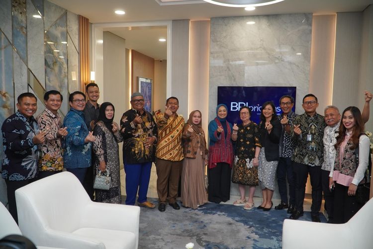 Peresmian Sentra Layanan BRI Prioritas Cirebon.