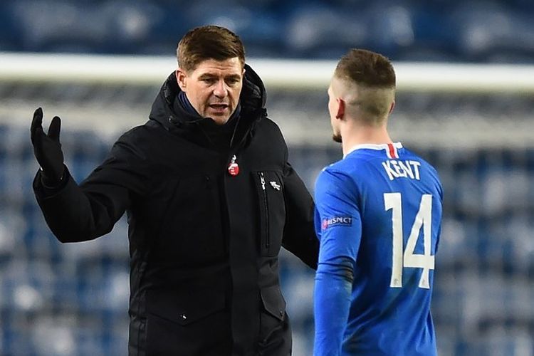 Steven Gerrard Menyesal Lewatkan Kesempatan Bermain di Bawah Klopp