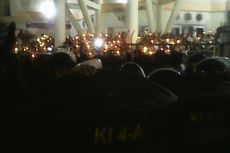 Dibubarkan di Pantai Losari, Aksi 1.000 Lilin untuk Ahok Pindah ke Halaman RS