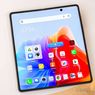 Ponsel Lipat Tecno Phantom V Fold Mejeng di Bodi Pesawat 737 Max