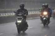 Jangan Sepelekan Air Hujan, Bisa Bikin Motor Brebet Sampai Mogok