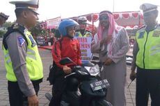 Di Demak, Ada Polisi Berpakaian Mirip Raja Salman Ikut Razia Kendaraan