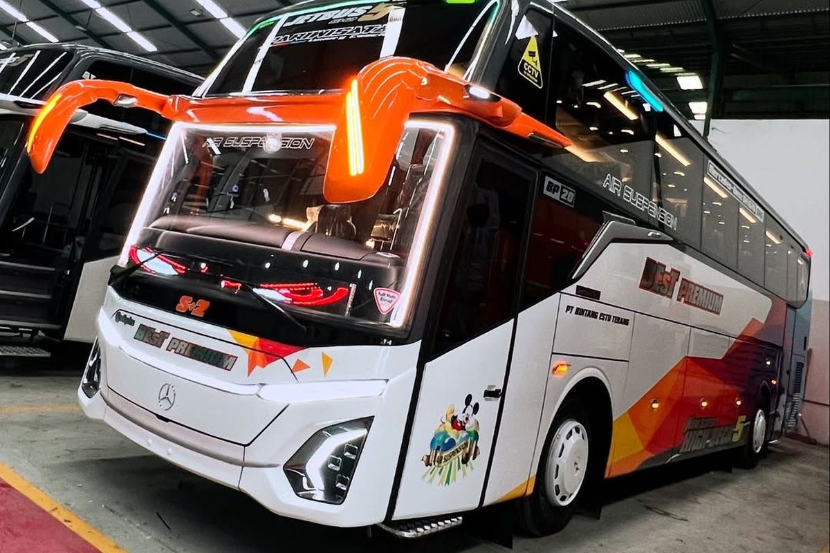 Bus baru PO Best Premium, Jetbus 5 SHD di atas sasis OH 1626S