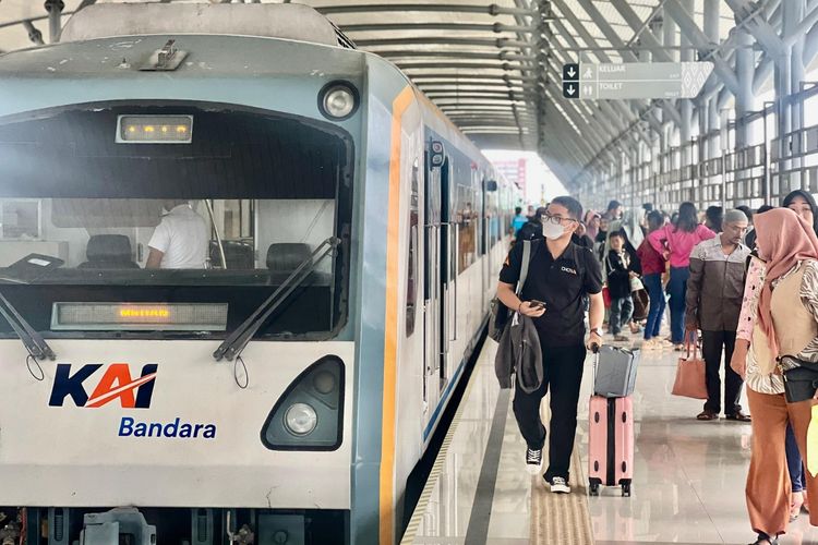 Cara Beli Tiket Kereta Bandara secara Online, Praktis Bisa dari Mana Saja