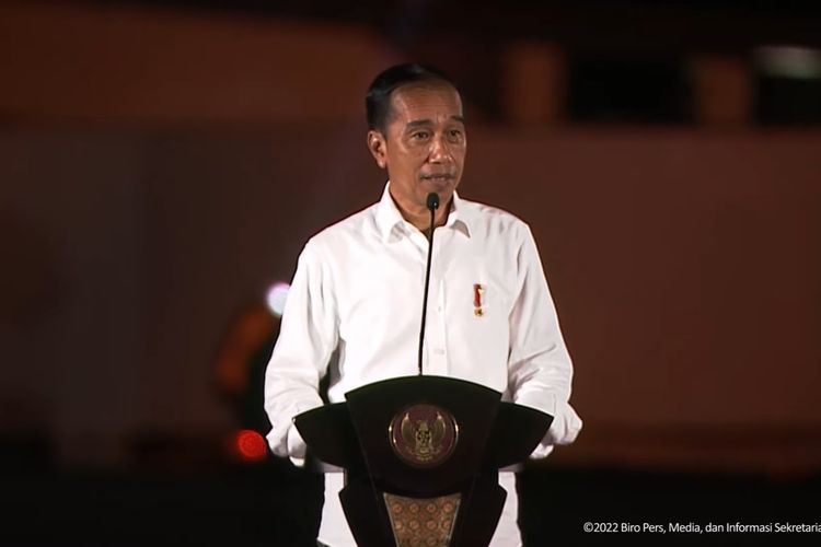 Presiden Joko Widodo (Jokowi) saat meresmikan Kawasan Marina, Labuan Bajo, Kabupaten Manggarai Barat, Provinsi NTT, pada Kamis (21/07/2022).
